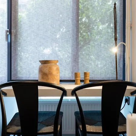 Apartment Delightful And Sunny Studio *
